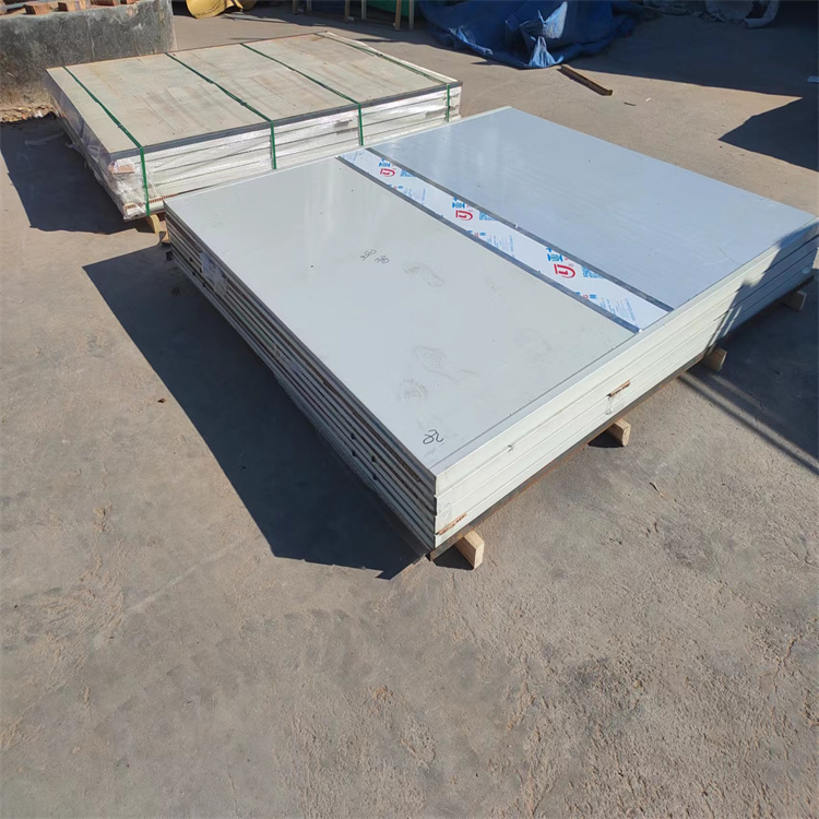 大理铅门与气密门的区别