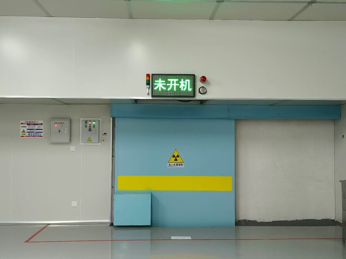 大理铅门是什么材质